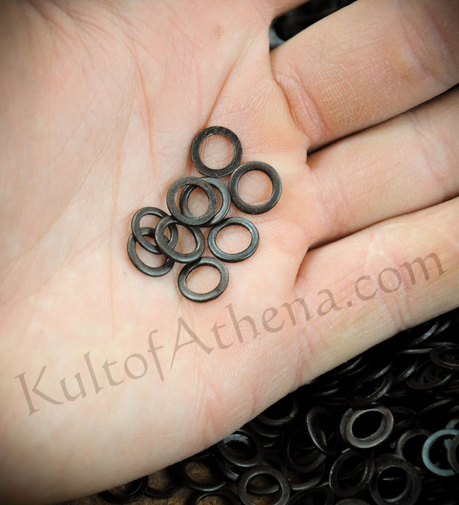 1 kg Loose Chainmail Rings - Blackened Mild Steel Flat Rings 6 mm - Dome  rivted